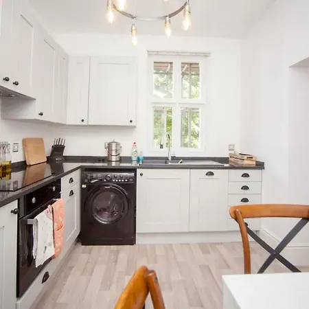 公寓 Elegant 1 Bedroom Flat With Period Features In