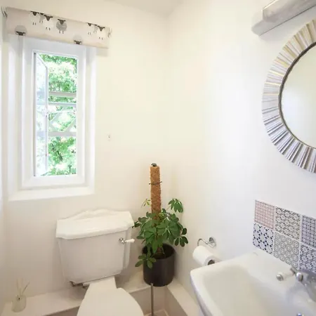 公寓 Elegant 1 Bedroom Flat With Period Features In 布里斯托