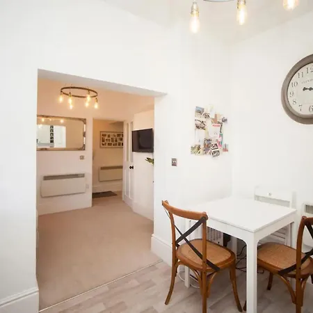 Elegant 1 Bedroom Flat With Period Features In 公寓 布里斯托